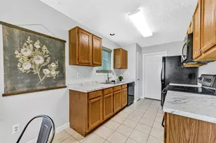 2701 Knoxville Dr, League City, TX 77573 - Photo 13