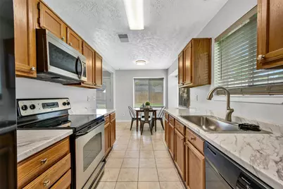 2701 Knoxville Drive, League City, TX 77573 - Photo 15