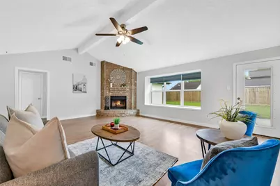 2701 Knoxville Drive, League City, TX 77573 - Photo 9