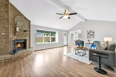 2701 Knoxville Drive, League City, TX 77573 - Photo 5