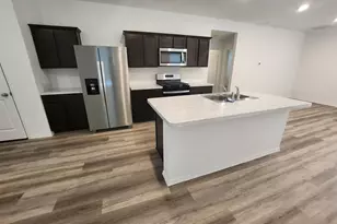 1135 Sultana Spgs Ct, Houston, TX 77090 - Photo 3