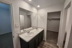 1135 Sultana Spgs Ct, Houston, TX 77090 - Photo 9