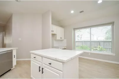 402 Prattwood Court, League City, TX 77573 - Photo 11