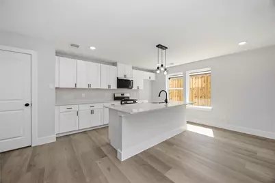 7611 Lawn Street #D, Houston, TX 77088 - Photo 3