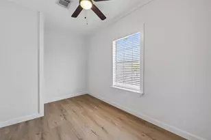 2202 Hutchins St, Houston, TX 77003 - Photo 23