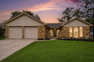 3810 Clover Dr, Alvin, TX 77511 - Photo 1