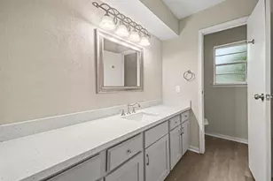 3810 Clover Dr, Alvin, TX 77511 - Photo 17