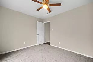 3810 Clover Dr, Alvin, TX 77511 - Photo 19