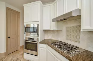 31171 Pecan Creek Dr, Brookshire, TX 77423 - Photo 13