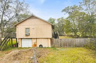 7 & 9 Julie Beth St, Huntsville, TX 77320 - Photo 9