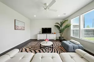 15410 Rosehill Summit Ln, Houston, TX 77044 - Photo 7