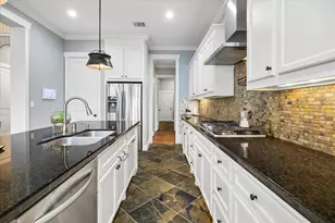 1618 Du Barry Ln, Houston, TX 77018 - Photo 13