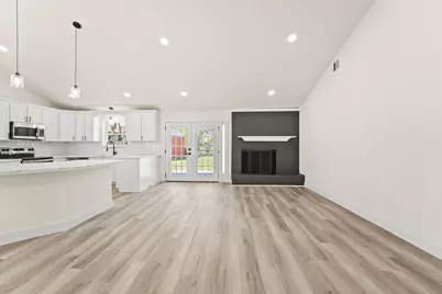 13102 Maxim Drive, Houston, TX 77065 - Photo 5