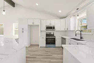 13102 Maxim Dr, Houston, TX 77065 - Photo 11