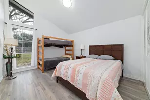 8808 Wateka Dr, Houston, TX 77074 - Photo 23