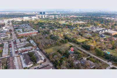 8808 Wateka Drive, Houston, TX 77074 - Photo 45