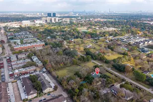 8808 Wateka Dr, Houston, TX 77074 - Photo 45