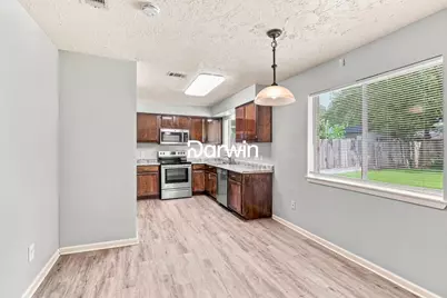 6406 Summer Ridge Drive, Houston, TX 77489 - Photo 3