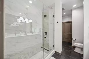 1616 Fountain View Dr, Houston, TX 77057 - Photo 9