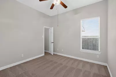 8807 Wenona Walk, Missouri City, TX 77459 - Photo 15