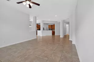 8807 Wenona Walk, Missouri City, TX 77459 - Photo 5