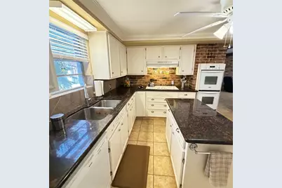 3212 Dominique Drive, Galveston, TX 77551 - Photo 9