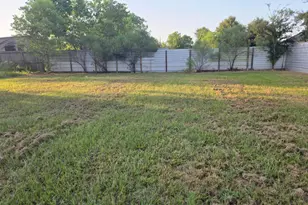 885 County Rd 3560, Cleveland, TX 77327 - Photo 1