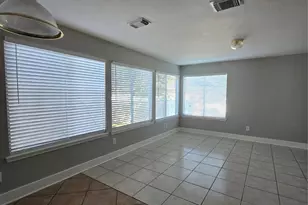 15850 E Park Ct, Houston, TX 77082 - Photo 17