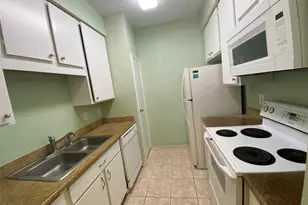 7900 N Stadium Dr, Houston, TX 77030 - Photo 9