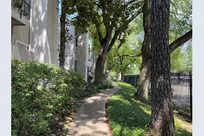 7900 N Stadium Drive #21, Houston, TX 77030 - Photo 3