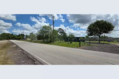 330 River Road, Channelview, TX 77530 - Photo 9