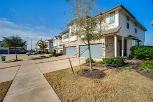 22746 Sutherland Bend Ln, Richmond, TX 77469 - Photo 3