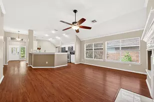 18 Mulberry Glen Pl, The Woodlands, TX 77382 - Photo 9