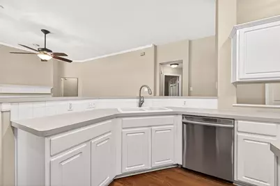 18 Mulberry Glen Place, The Woodlands, TX 77382 - Photo 13