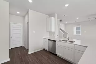 9219 Grace Rdg Dr, Willis, TX 77318 - Photo 13