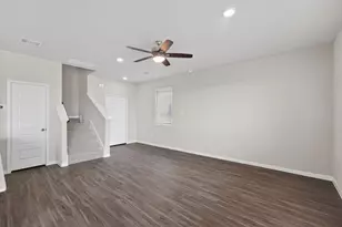 9219 Grace Rdg Dr, Willis, TX 77318 - Photo 7