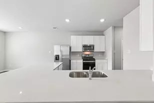 9219 Grace Rdg Dr, Willis, TX 77318 - Photo 11