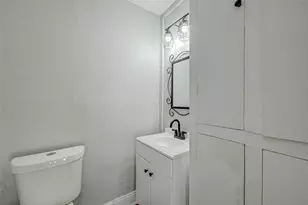 5102 Lyndhurst Dr, Houston, TX 77033 - Photo 7