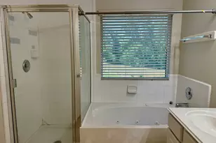 202 Almond Dr, Baytown, TX 77520 - Photo 9