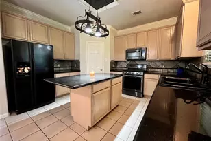 202 Almond Dr, Baytown, TX 77520 - Photo 5