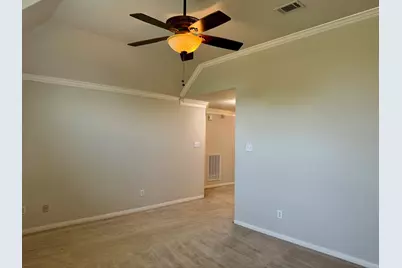 202 Almond Drive, Baytown, TX 77520 - Photo 7