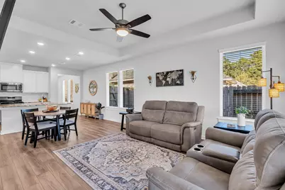 2818 Bluebonnet Ridge Drive, Conroe, TX 77304 - Photo 5