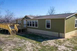 154 Cowboy, Gonzales, TX 78629 - Photo 7