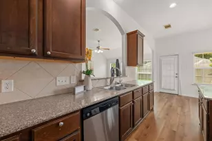 2008 Golden Creek Ln, Richmond, TX 77469 - Photo 13