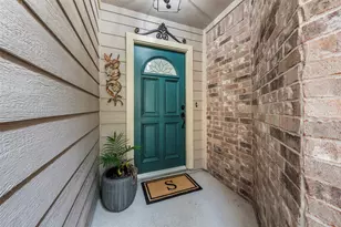 9750 Gulfstream Dr, Conroe, TX 77303 - Photo 3