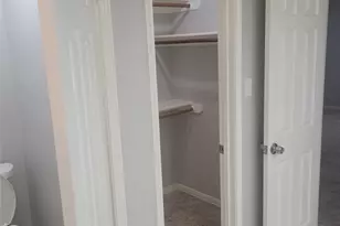 2806 Hollow Creek Dr, Houston, TX 77082 - Photo 21