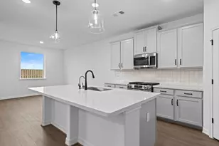 10007 Goliad Dr, Mont Belvieu, TX 77523 - Photo 11