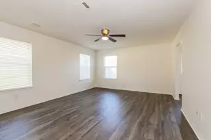 1511 Weiland Manor Ln, Houston, TX 77073 - Photo 5