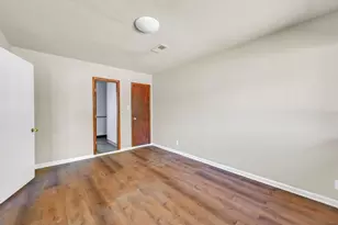350 Spell St, Houston, TX 77022 - Photo 19