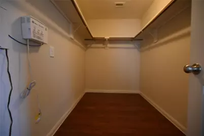 15431 Bammel Oaks Court, Houston, TX 77014 - Photo 17